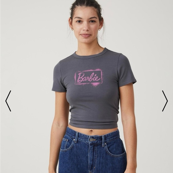 Cotton On
Barbie Fitted Longline Tee in dark gray - Picture 2 of 6